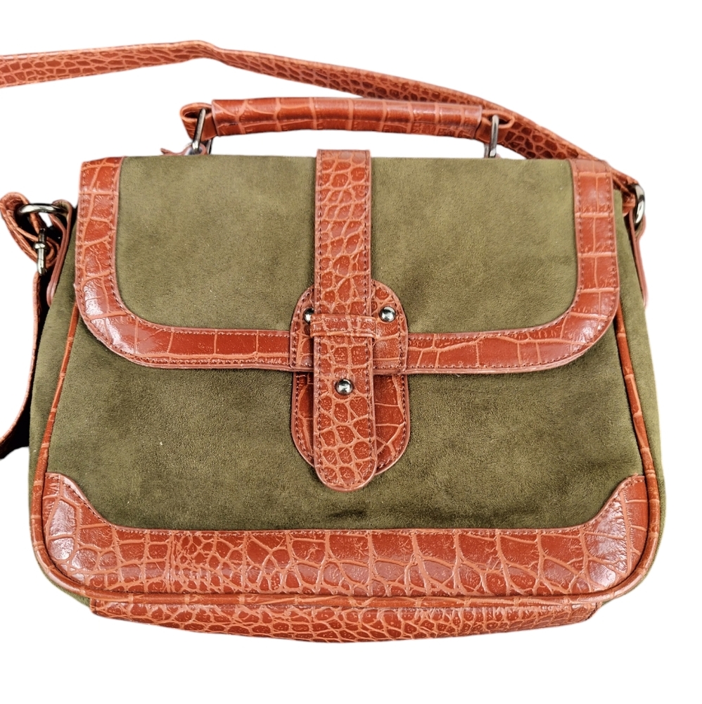 NWOT green suede and leather purse